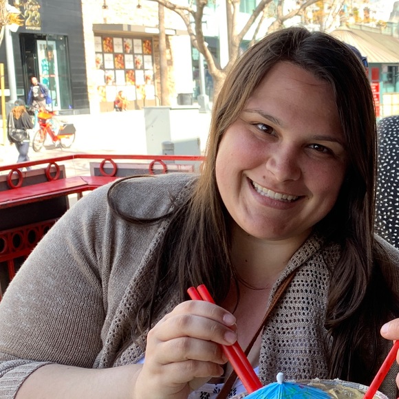 Meet your Posher, Sarah - Picture 1 of 1